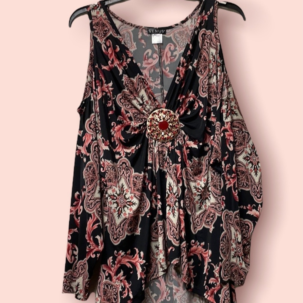Venus Brand Cold Shoulder LS Top